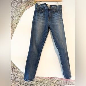 Current/Elliott Straight Leg Jeans  30